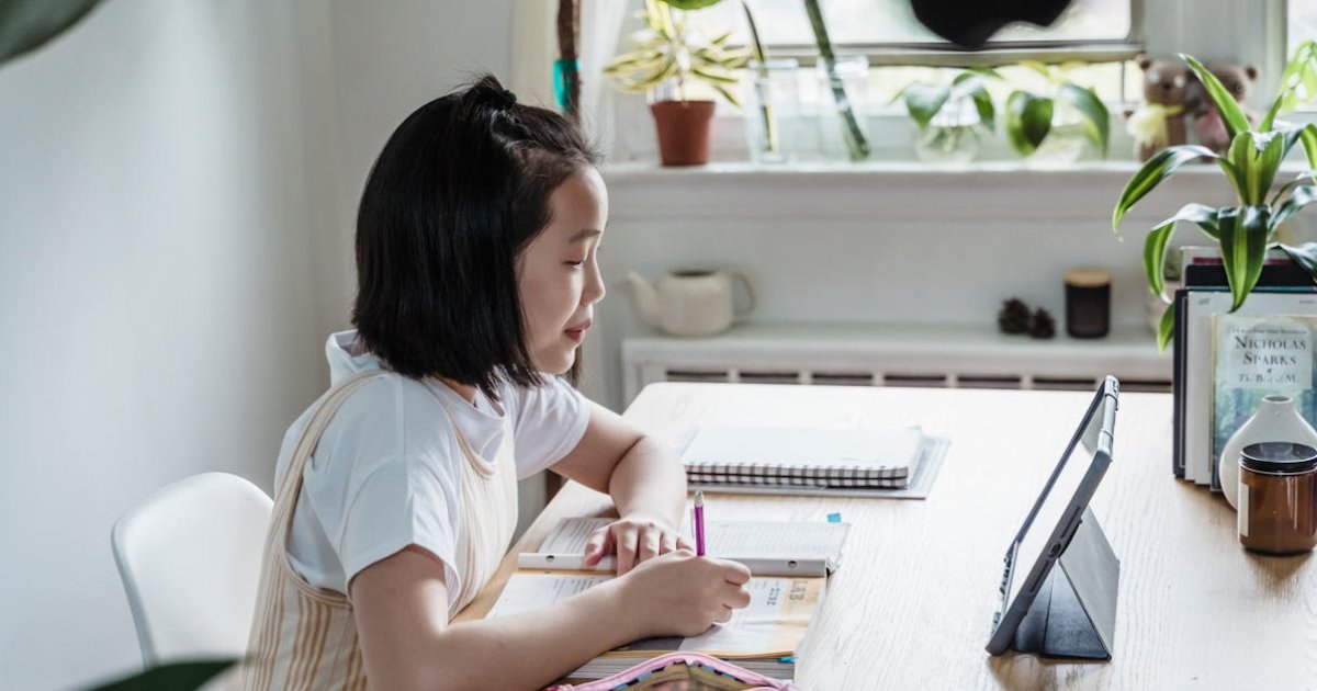 AIを活用した個別最適化学習：子どもの得意を伸ばす家庭でのアプローチ