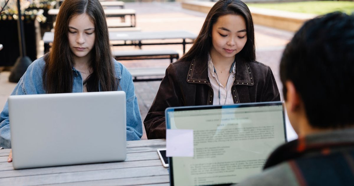 AIと個人情報保護：文科省が示す教育現場での安全なデータ利用