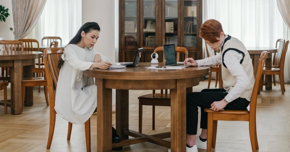 フィンランドのAI教育戦略：『AIの基礎』が国民に与える影響