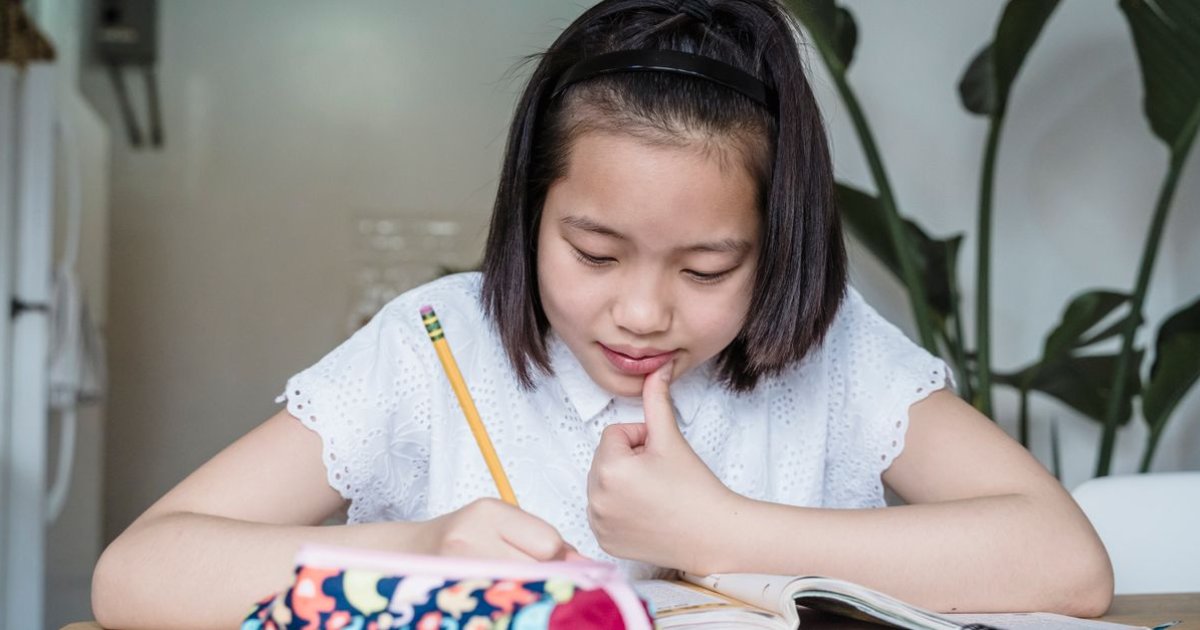 学校でAIツールが禁止されたらどうする？：家庭での代替学習法と対応策