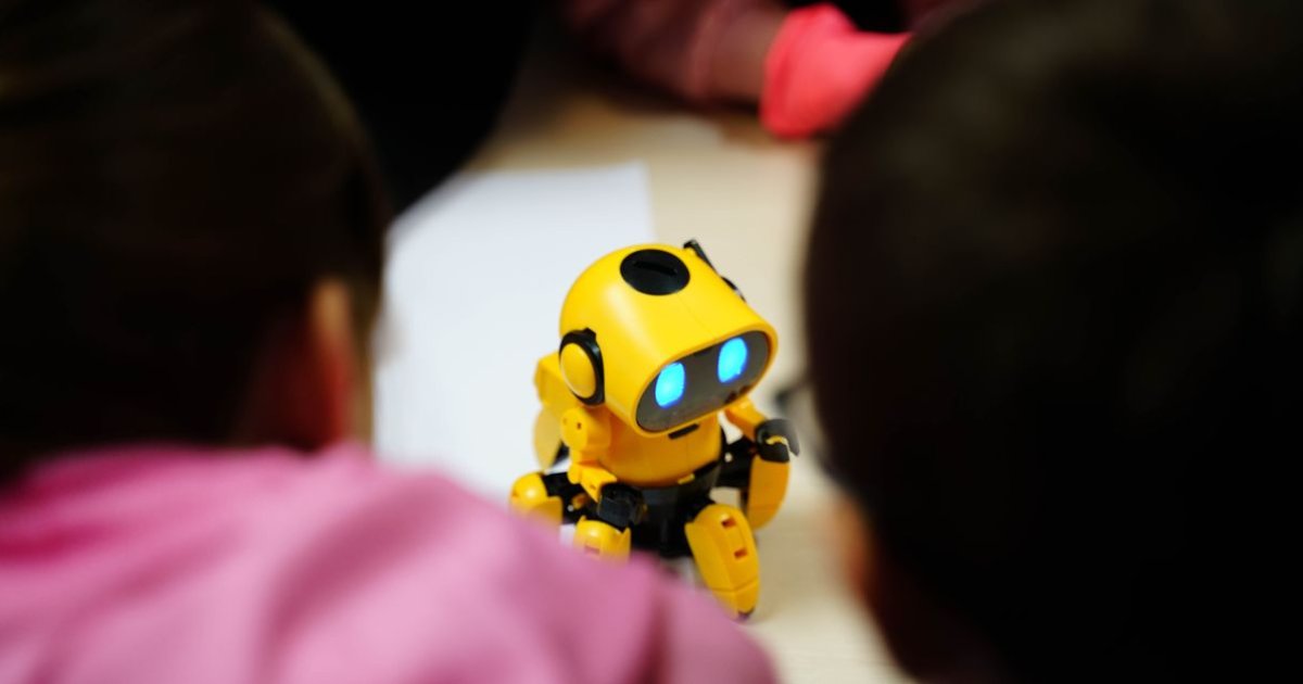 AI教育で子どもの将来の選択肢は広がる？：AI時代のキャリアパスを考える